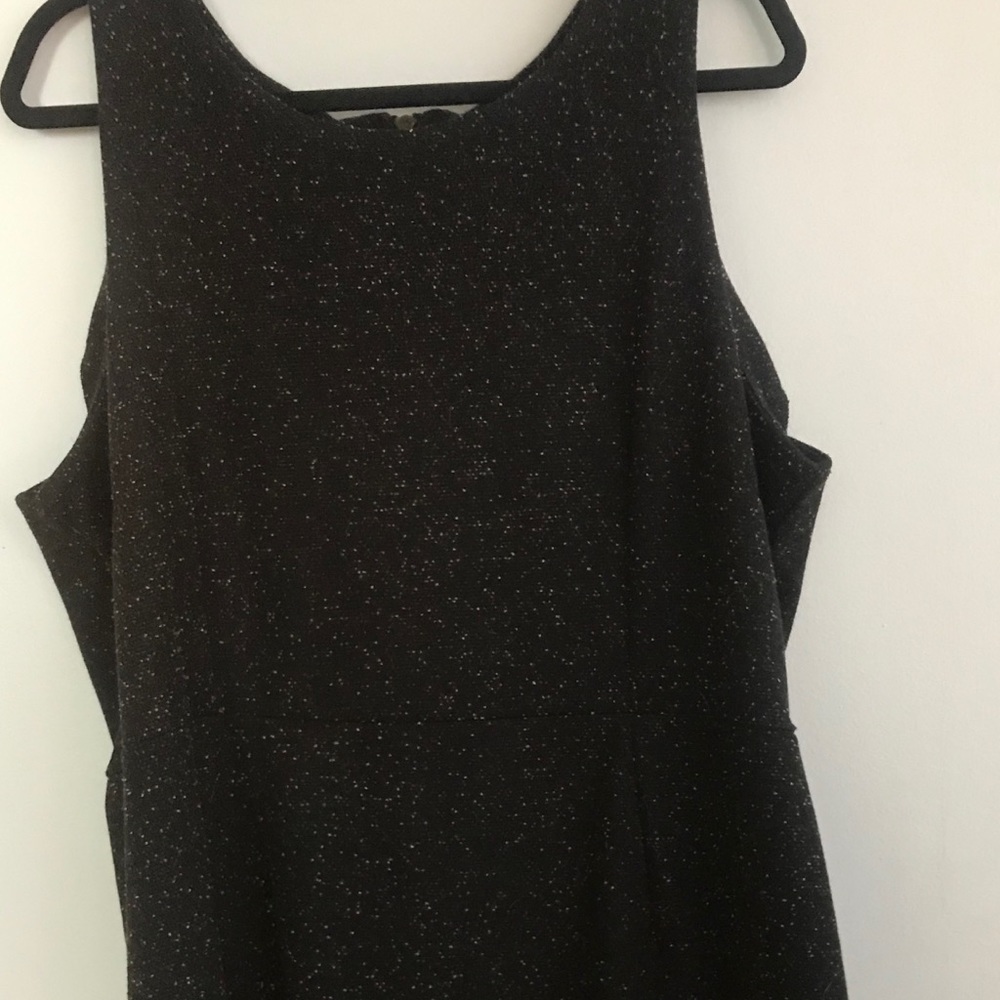Size 16 Sleeveless Midi dress